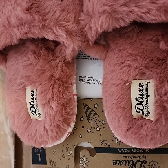 DLuxe by Dearfoams "Be Mine" memory foam slippers Size L (9-10) Ladies - Picture 4 of 6
